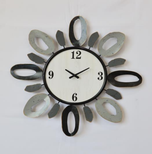 MONTRE MUR 15779